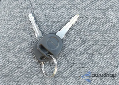 2002 Chevrolet S-10 из США, поврежденный, VIN 1GCCS145X28129306